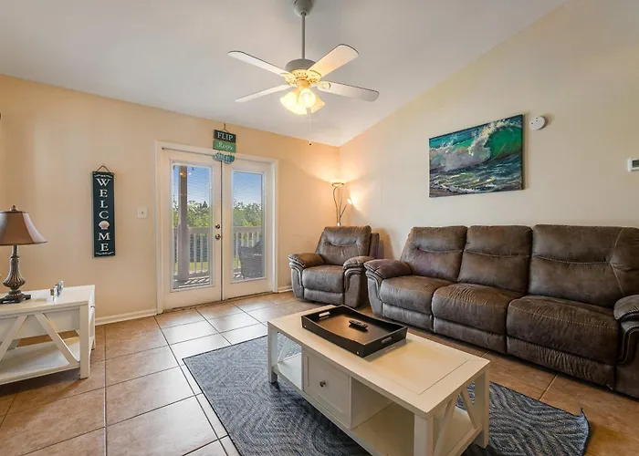 Snowbird-friendly With Ac Outdoor Pool Tennis & Hot Tub - Near The Holiday home *