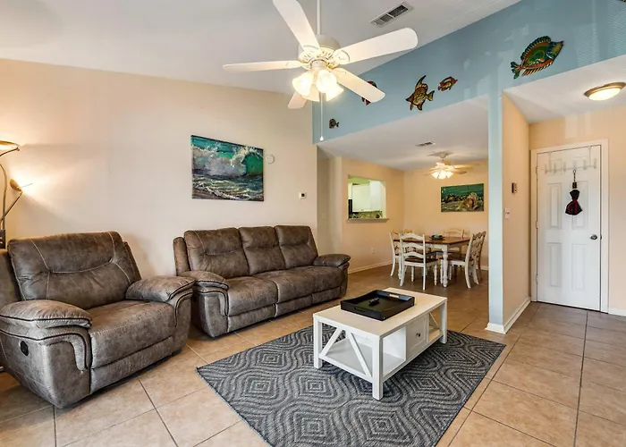 Snowbird-friendly With Ac Outdoor Pool Tennis & Hot Tub - Near The Holiday home Gulf Shores