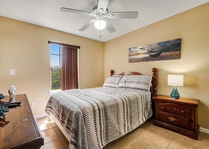 Snowbird-friendly With Ac Outdoor Pool Tennis & Hot Tub - Near The Holiday home *