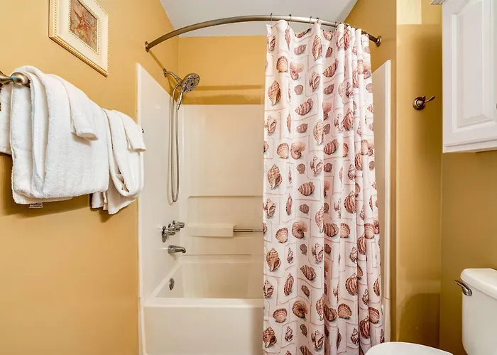 Snowbird-friendly With Ac Outdoor Pool Tennis & Hot Tub - Near The