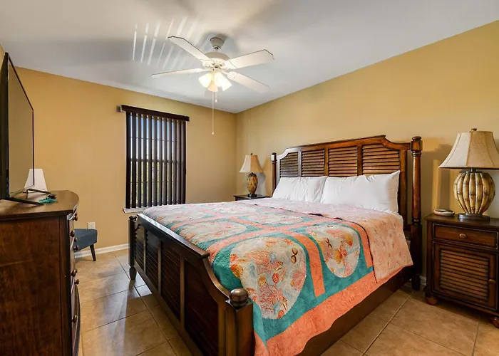 Snowbird-friendly With Ac Outdoor Pool Tennis & Hot Tub - Near The Gulf Shores