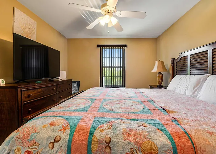 Snowbird-friendly With Ac Outdoor Pool Tennis & Hot Tub - Near The Holiday home *