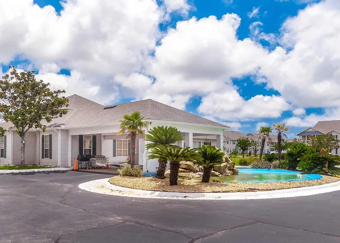 Snowbird-friendly With Ac Outdoor Pool Tennis & Hot Tub - Near The Gulf Shores