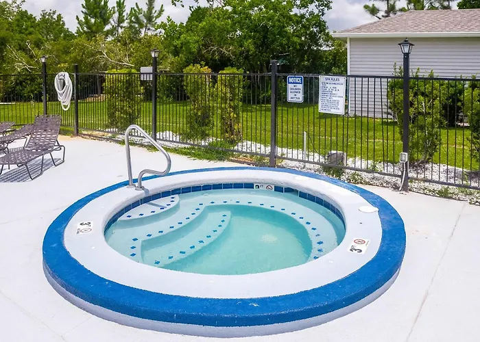 Snowbird-friendly With Ac Outdoor Pool Tennis & Hot Tub - Near The Holiday home Gulf Shores